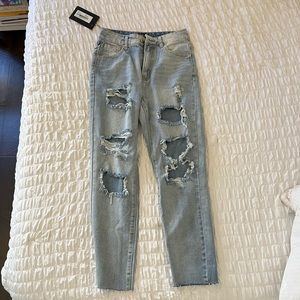 Nastygal High wasted distressed jeans US size 8